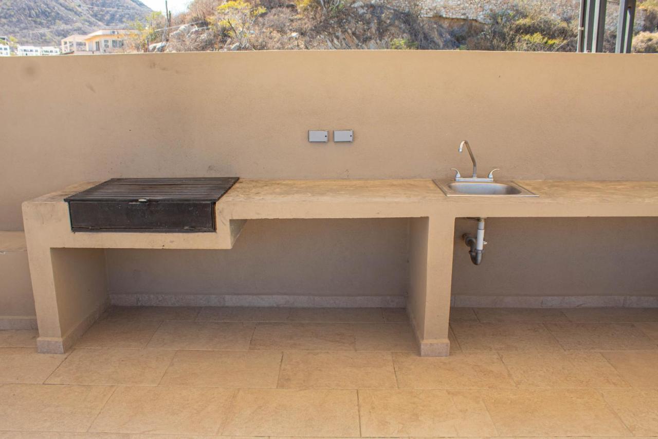 New Condo W/Rooftop Pool & View Cabo San Lucas Buitenkant foto